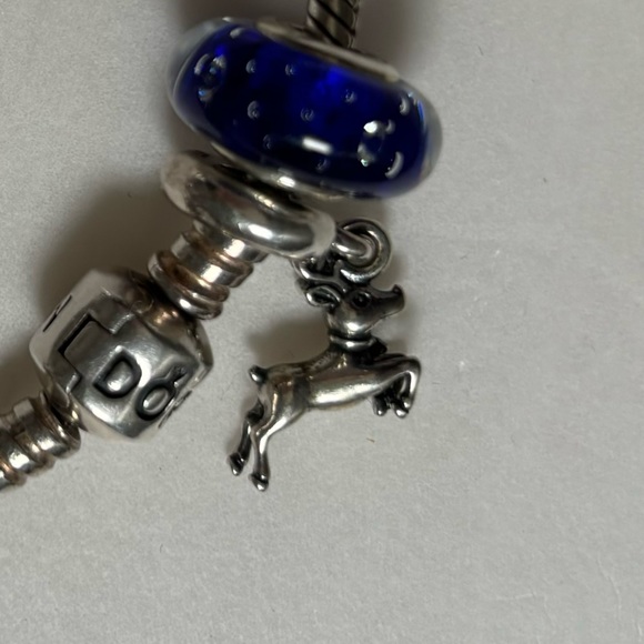 Pandora Reindeer Charm - Picture 3 of 6